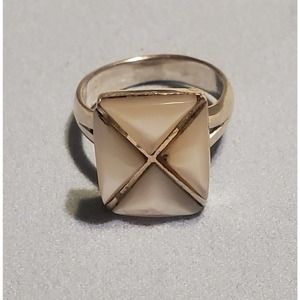 925 Sterling Silver Pearl Ring Size 7